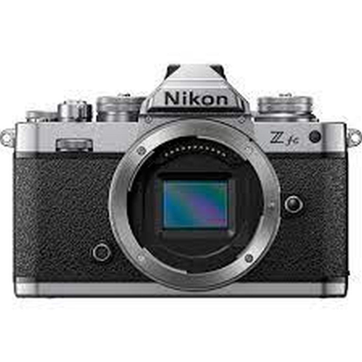 NIKON Z FC Body + Sd 64gb 667 Pro