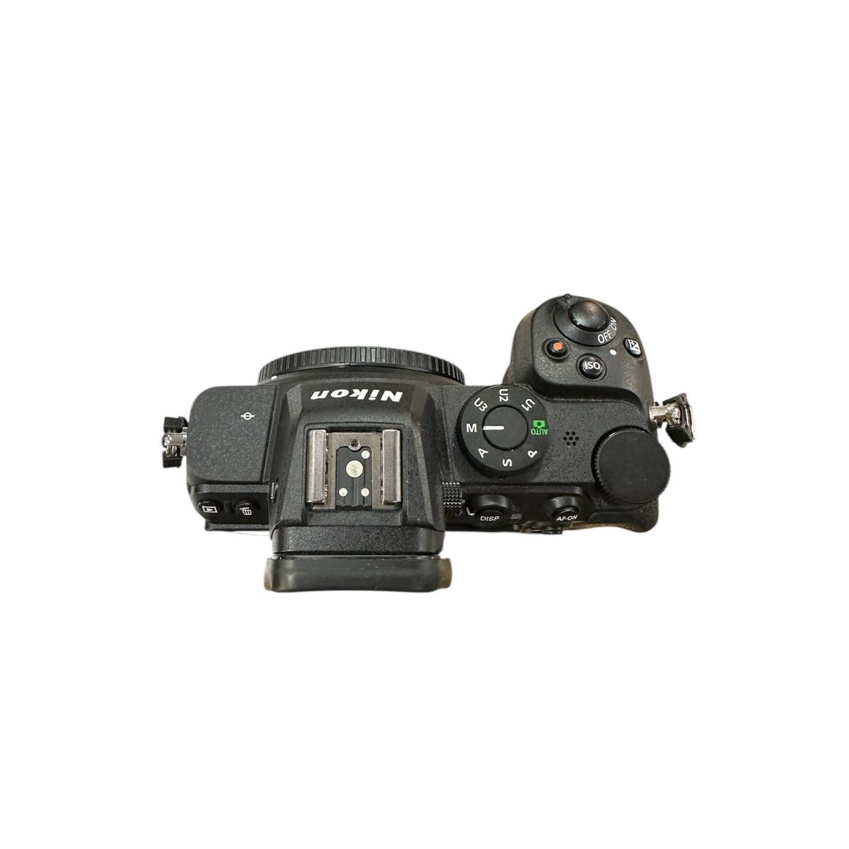 Usato Nikon Z5 - Scatti: 37135 - matr: 7015719