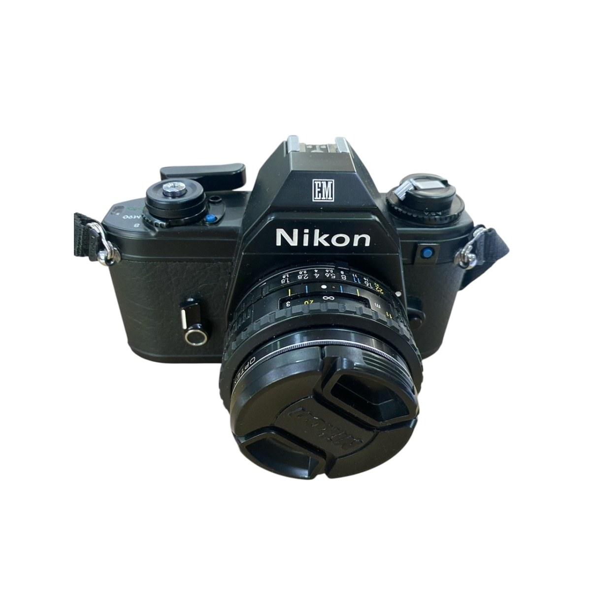 Usato Nikon 50mm 1,8 serie E - OMAGGIO NIKON EM non funzionante - Per collezionisti.