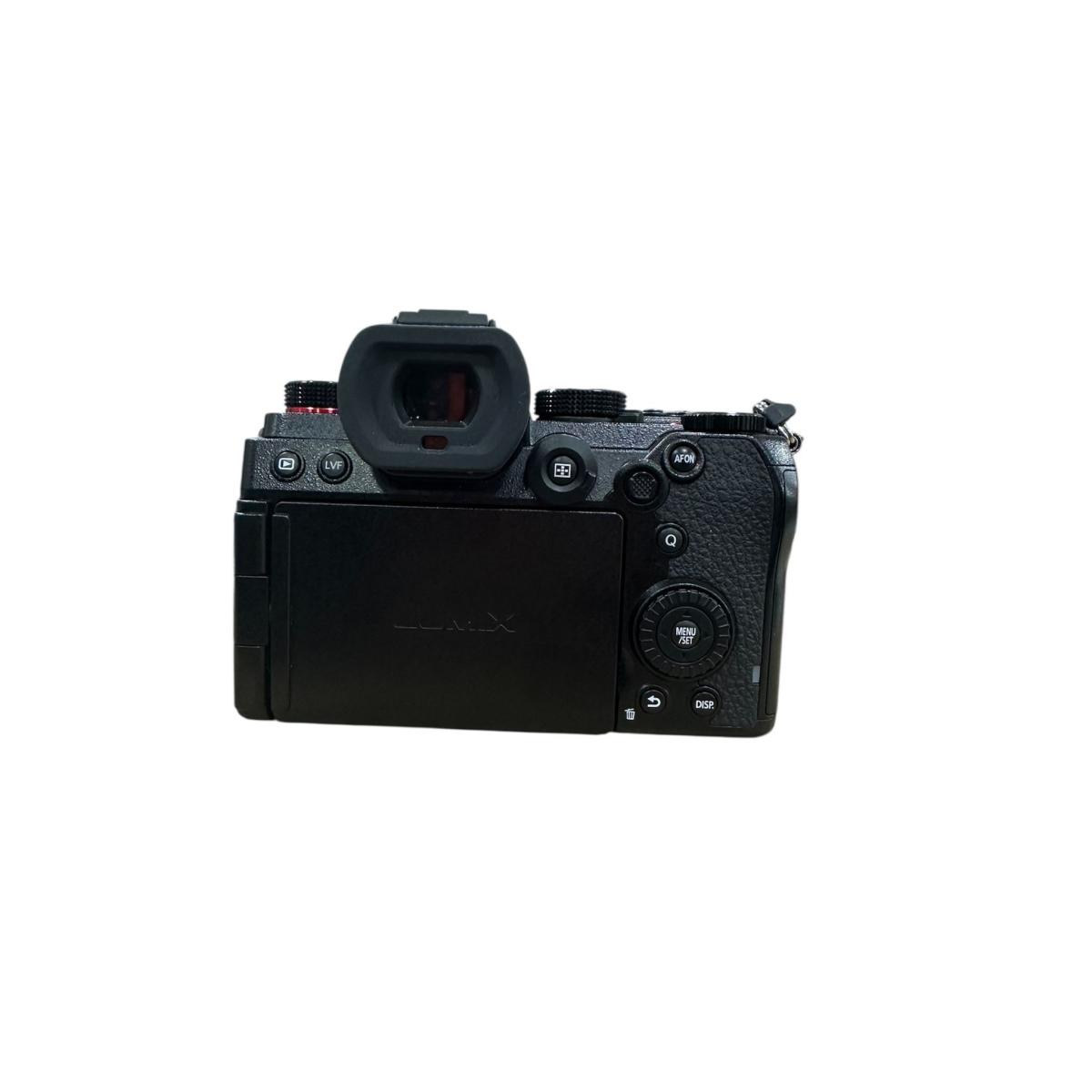 Usato Panasonic Lumix S5 Body - Scatti: 5389 - num matr WJ2HB001788