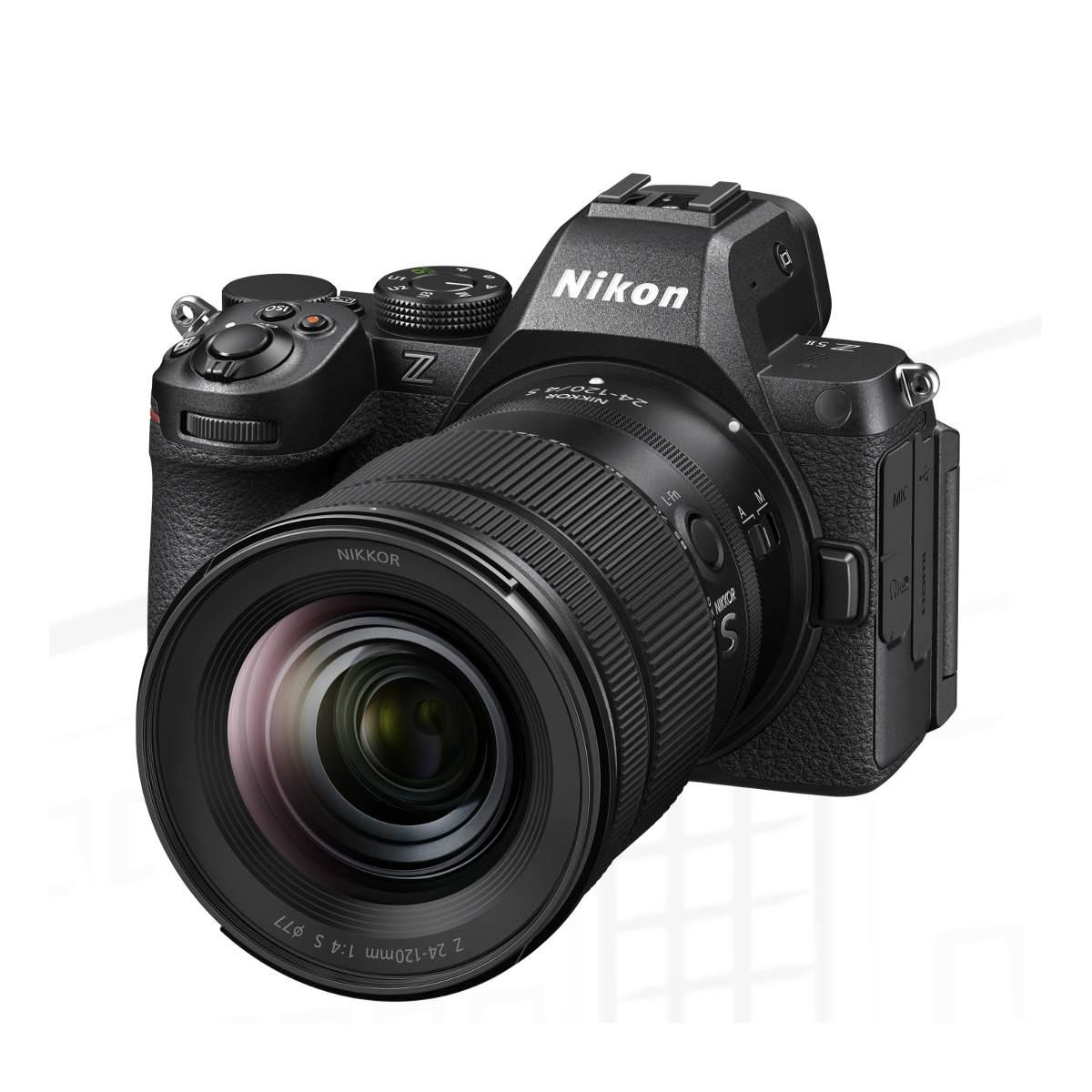 Nikon z5ii + 28-75mm f2,8 + sdxc 128gb