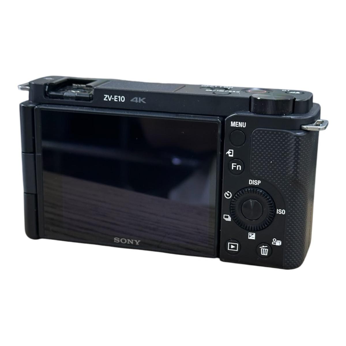 Usato Sony Zv-E10 Body + Obiettivo Selp16-50- ZVE10LBDI - 957 scatti.