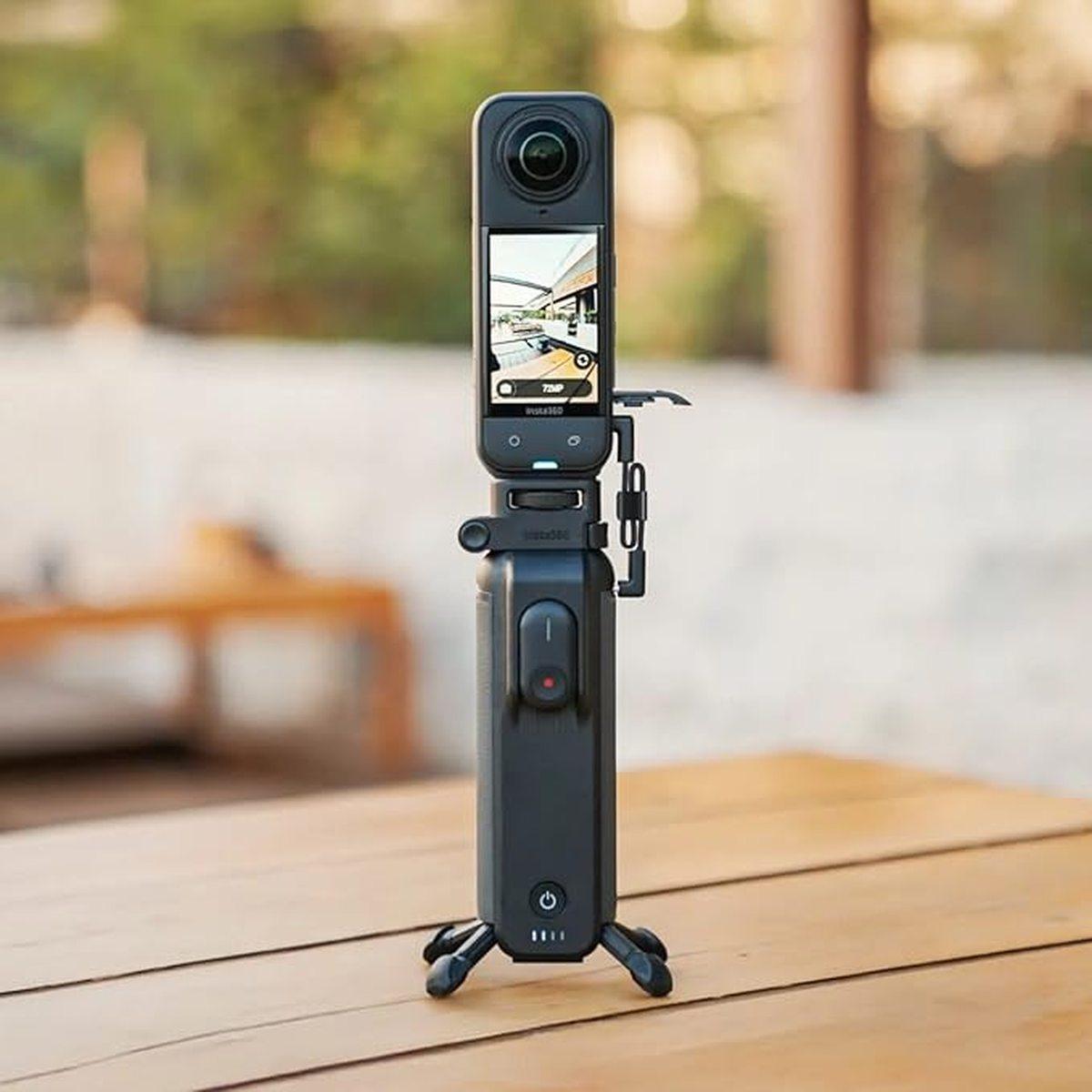 INSTA360 Fomo power handle - Impugnatura Power "Cattura Ogni Momento"